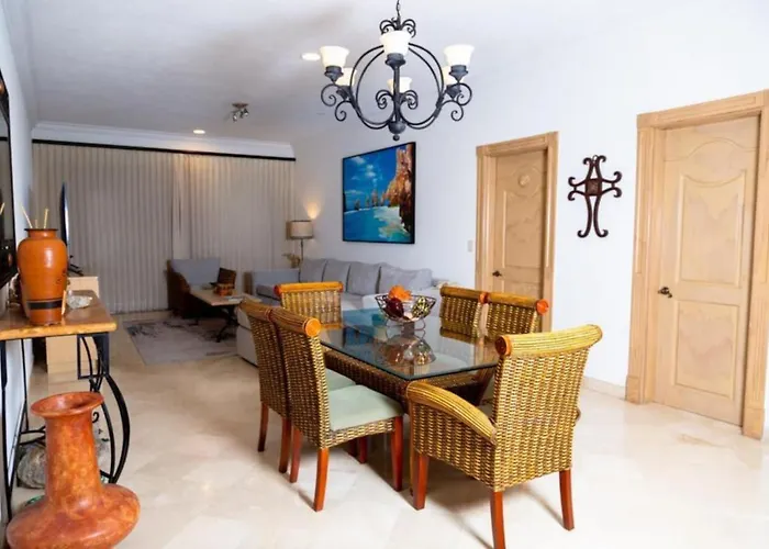 Beachfront, Premium Ocean View, 5 Star, Vle 1604